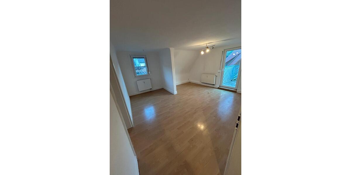 Dachgeschoßwohnung Sulz am Neckar - 3.5 Zimmer, 67 m&sup2;, 750&euro; | Angebot:26652072