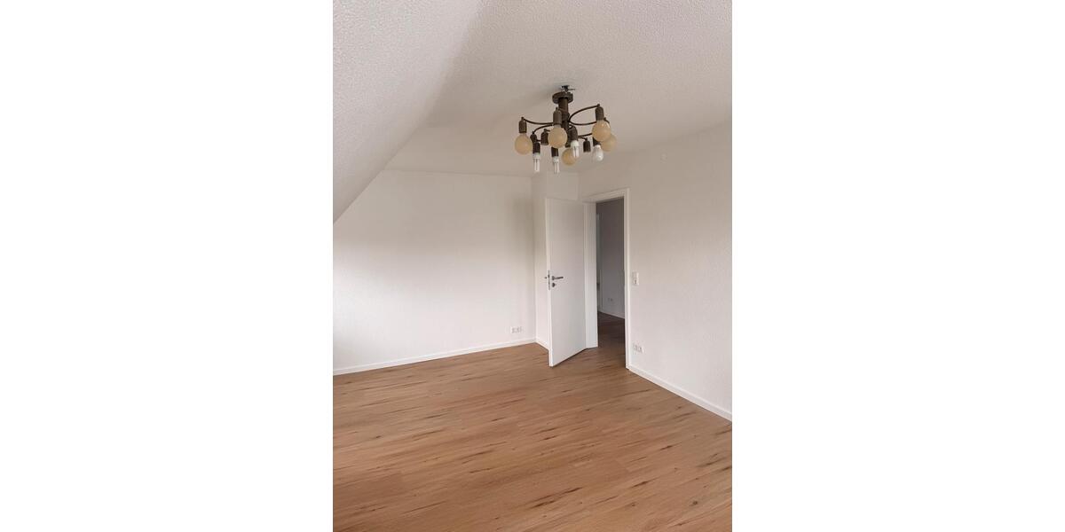 Etagenwohnung Freudenstadt - 3 Zimmer, 70 m&sup2;, 1.100&euro; | Angebot:25996863