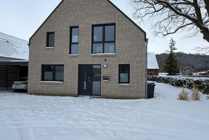 Haus Großenkneten - 4 Zimmer, 157 m&sup2;, 1.850&euro; | Angebot:25452563