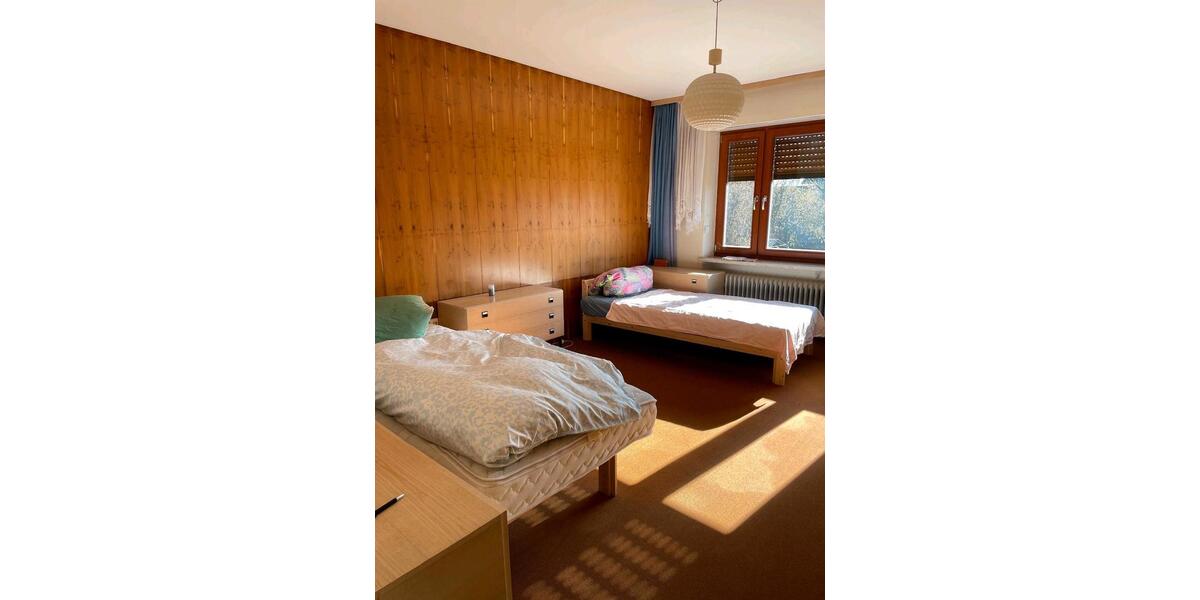 Wohnen auf Zeit Forstinning - 5 Zimmer, 20 m&sup2;, 515&euro; | Angebot:25294015