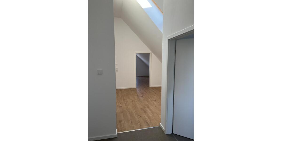 Dachgeschoßwohnung Fürstenwalde (Spree) - 2 Zimmer, 61 m&sup2;, 801&euro; | Angebot:25710613