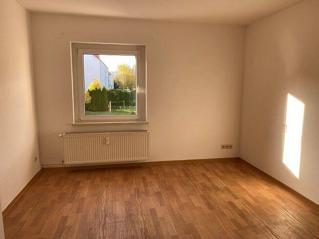 Etagenwohnung Oschersleben - 2 Zimmer, 43 m&sup2;, 258&euro; | Angebot:26807249