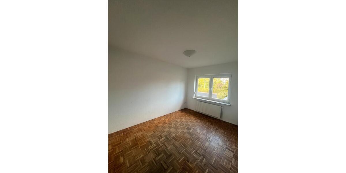 Erdgeschoßwohnung Lunden - 3 Zimmer, 100 m&sup2;, 900&euro; | Angebot:26606241