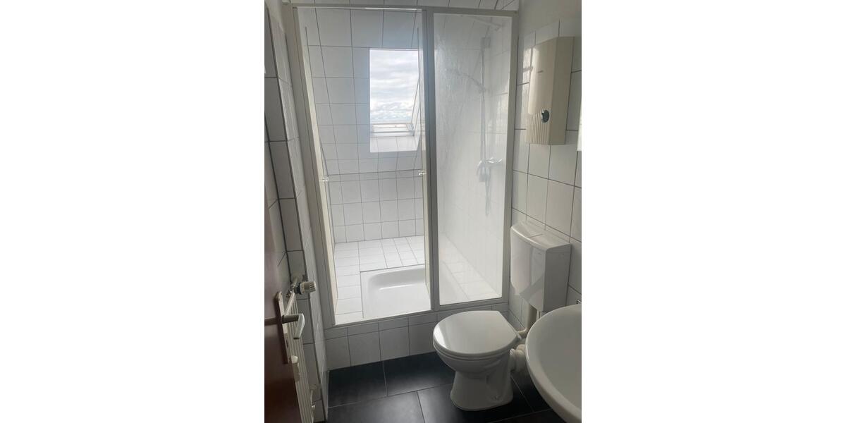 Dachgeschoßwohnung Emmelshausen - 2 Zimmer, 50 m&sup2;, 445&euro; | Angebot:26441190