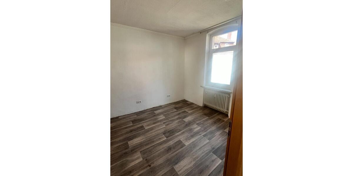 Etagenwohnung Bad Salzuflen Ehrsen-Breden - 4 Zimmer, 130 m&sup2;, 750&euro; | Angebot:26700879