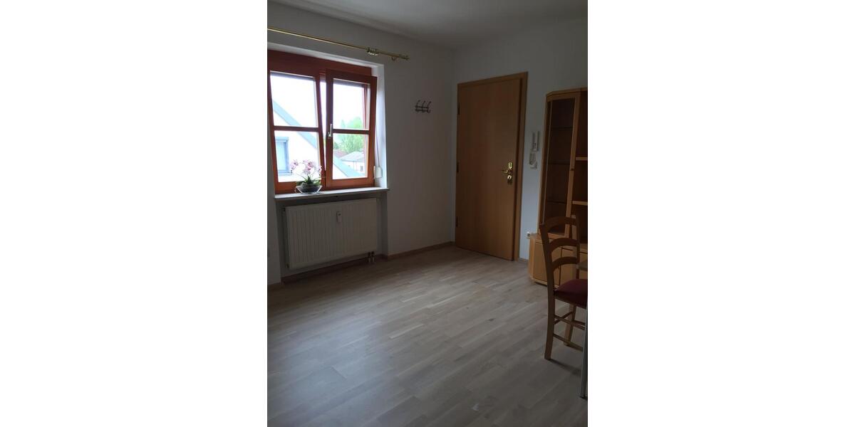 Dachgeschoßwohnung München Schwabing-Freimann - 1 Zimmer, 20 m&sup2;, 600&euro; | Angebot:26635814