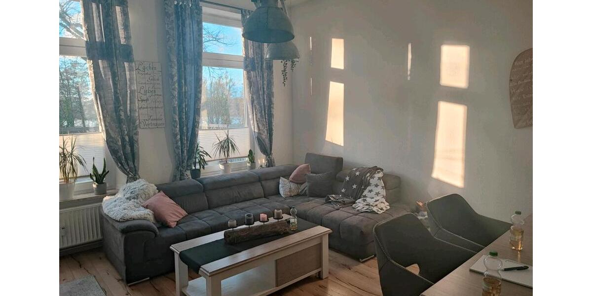 Etagenwohnung Mölln - 3 Zimmer, 90 m&sup2;, 1.350&euro; | Angebot:25982583
