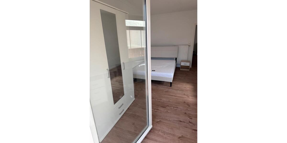 Wohnen auf Zeit Ludwigshafen am Rhein Ludwigshafen-Hemshof - 17 Zimmer, 85 m&sup2;, 600&euro; | Angebot:26632123