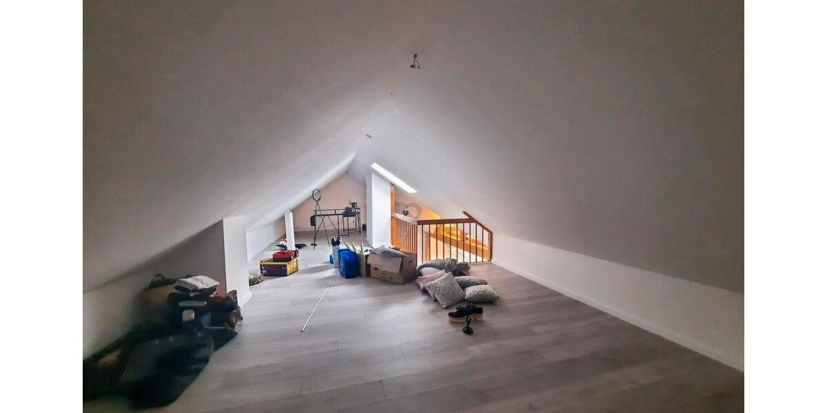 Etagenwohnung Stendal - 4 Zimmer, 237 m&sup2;, 1.423&euro; | Angebot:26144598