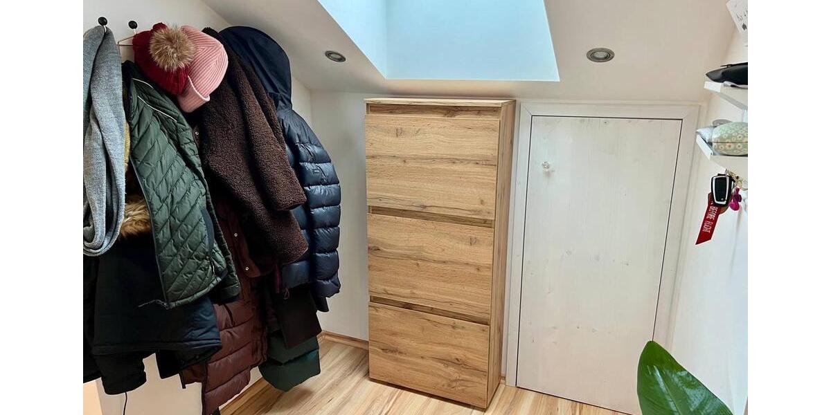 Dachgeschoßwohnung Tuntenhausen - 2 Zimmer, 71 m&sup2;, 1.050&euro; | Angebot:25989110