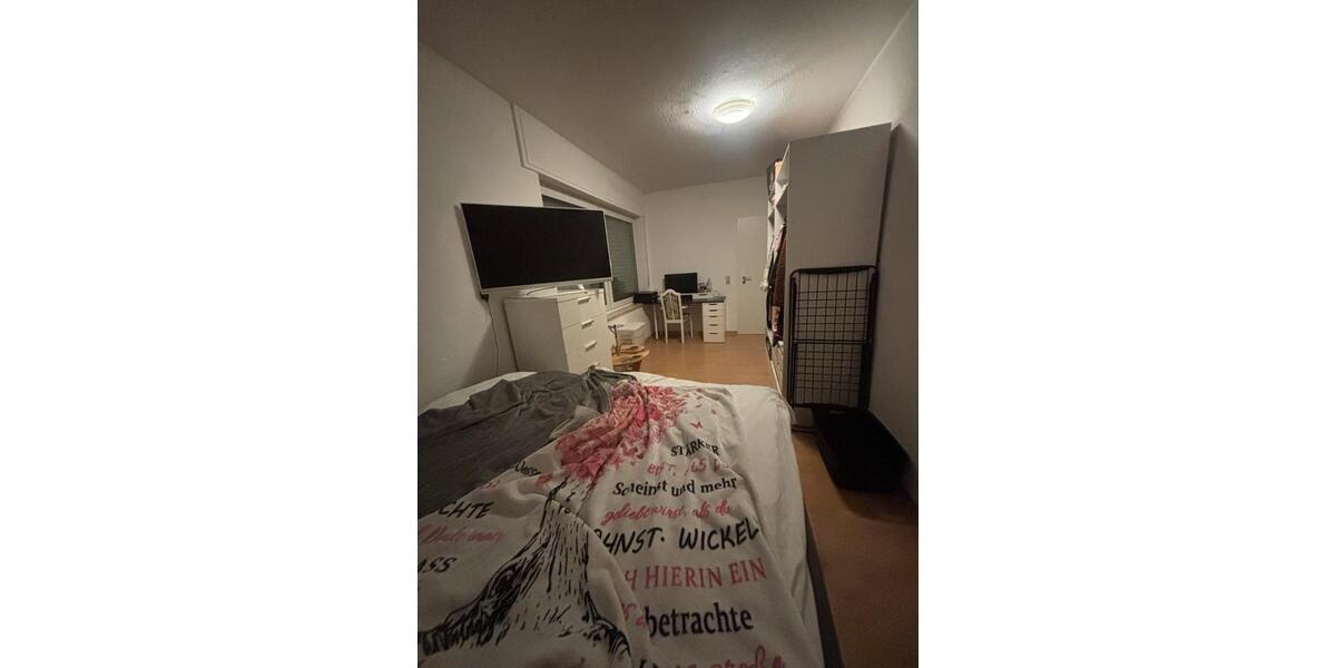 Dachgeschoßwohnung Koblenz Bisholder - 3 Zimmer, 15 m&sup2;, 412&euro; | Angebot:25516752