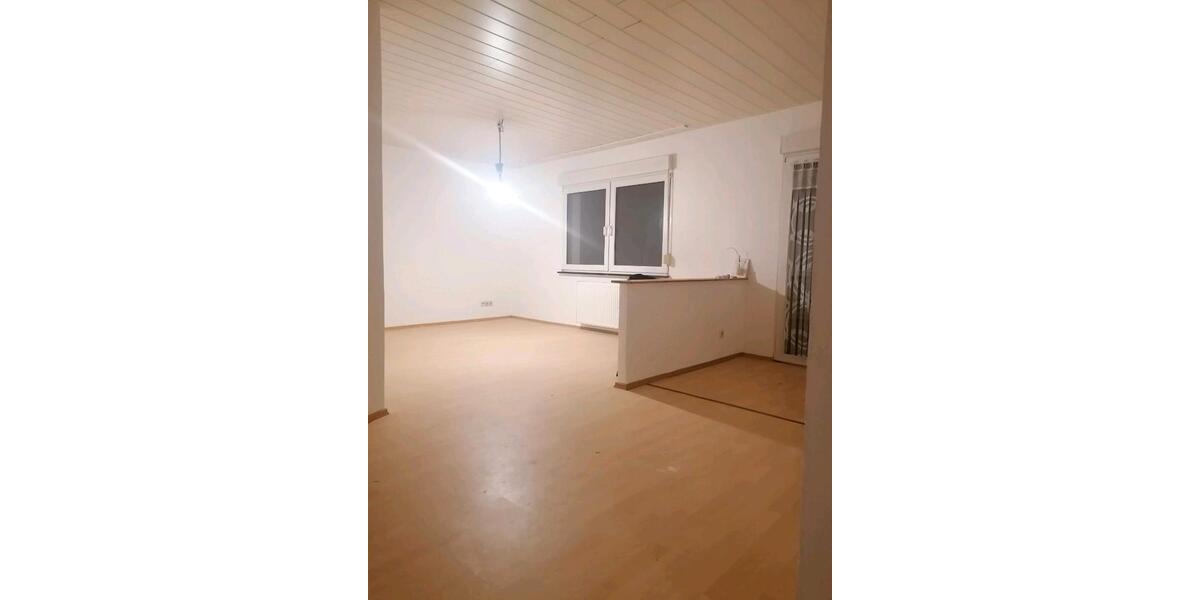 Terrassenwohnung Saarbrücken West - 2 Zimmer, 76 m&sup2;, 500&euro; | Angebot:25179672