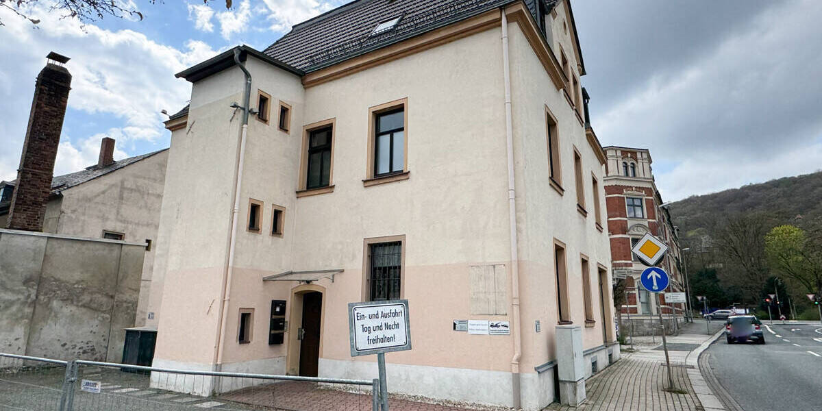 Etagenwohnung Aue-Bad Schlema Bad Schlema - 6 Zimmer, 87 m&sup2;, 450&euro; | Angebot:25744626