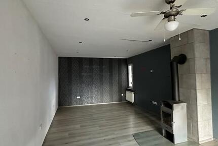 Wohnung Bebra - 3 Zimmer, 86 m&sup2;, 710&euro; | Angebot:25099780