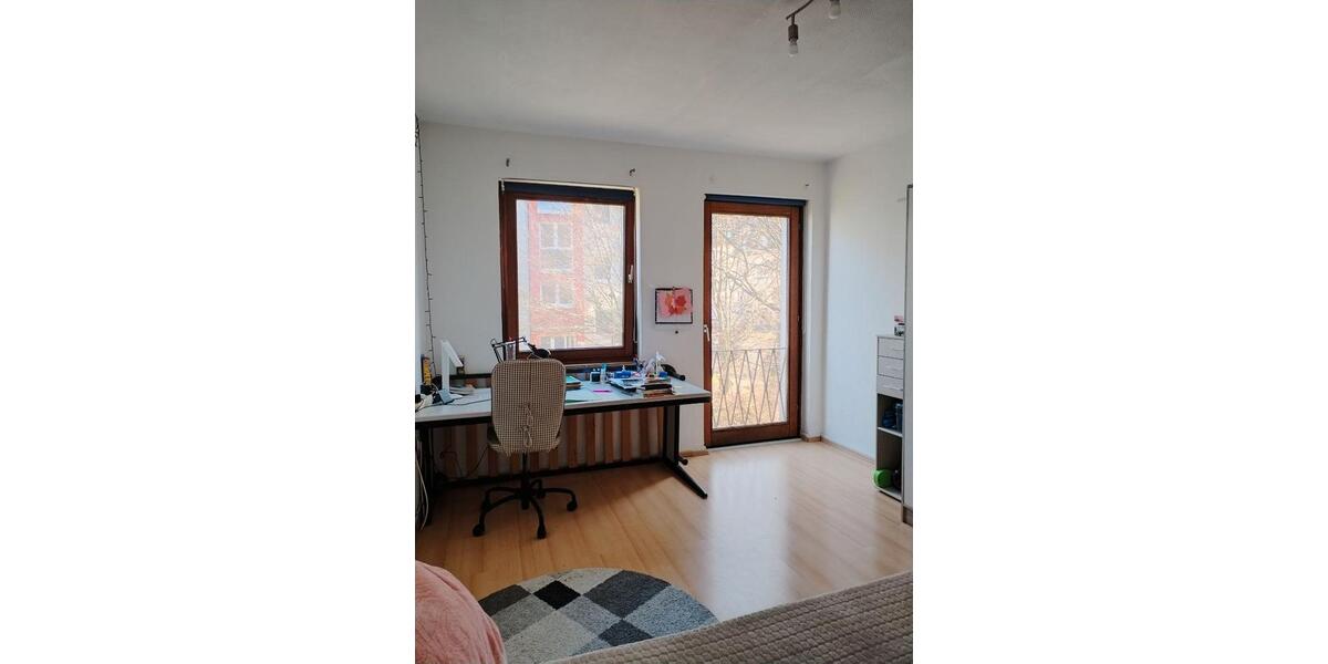 Etagenwohnung Trier Kürenz - 2 Zimmer, 51 m&sup2;, 768&euro; | Angebot:25982061