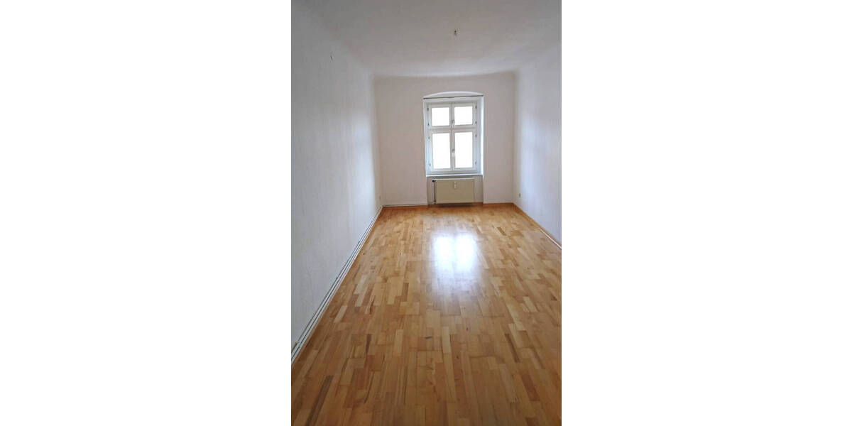 Etagenwohnung Görlitz Innenstadt - 4 Zimmer, 132 m&sup2;, 600&euro; | Angebot:26026389