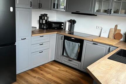 Haus Niebüll - 5 Zimmer, 120 m&sup2;, 1.350&euro; | Angebot:24769819