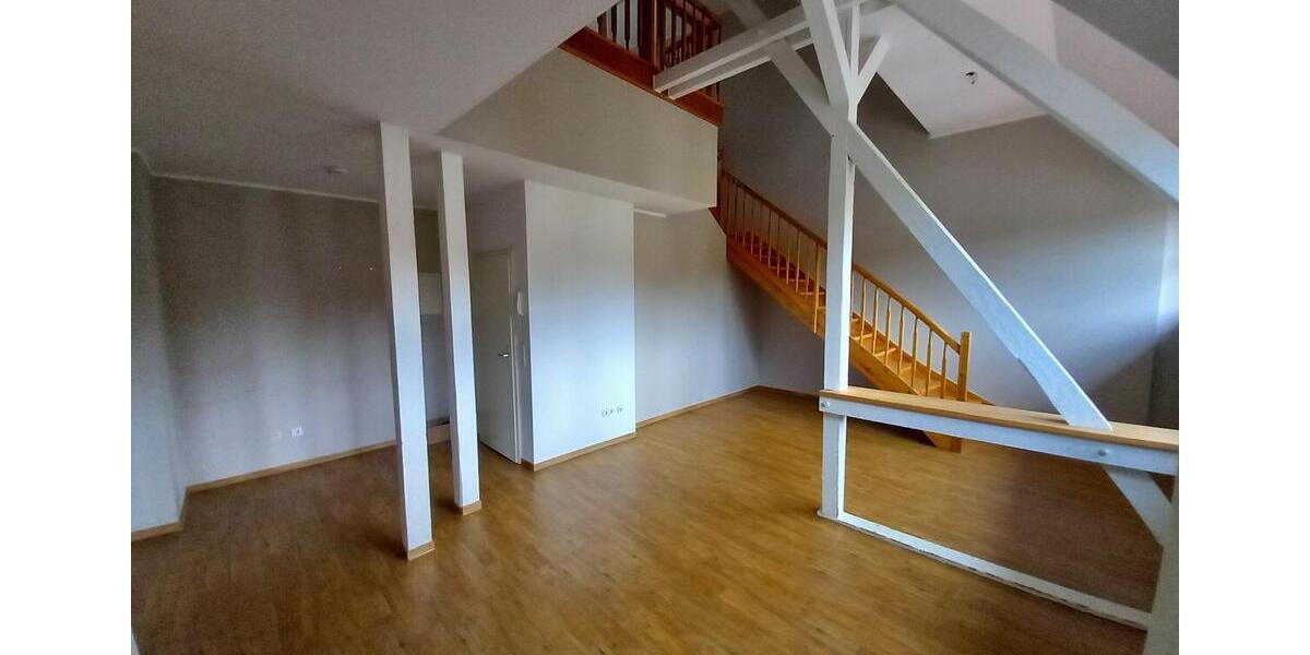 Dachgeschoßwohnung Neukirchen/Pleiße Pleiße - 3 Zimmer, 111 m&sup2;, 555&euro; | Angebot:23511302
