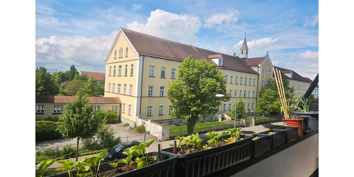 Etagenwohnung Straubing - 2 Zimmer, 76 m&sup2;, 1.080&euro; | Angebot:26591669