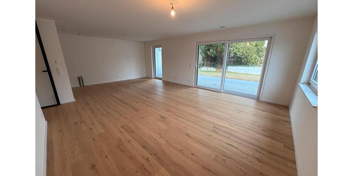 Erdgeschoßwohnung Hiddenhausen - 1 Zimmer, 119 m&sup2;, 1.834&euro; | Angebot:24818934