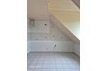 Dachgeschoßwohnung Ehringshausen - 4 Zimmer, 110 m&sup2;, 1.200&euro; | Angebot:24650386
