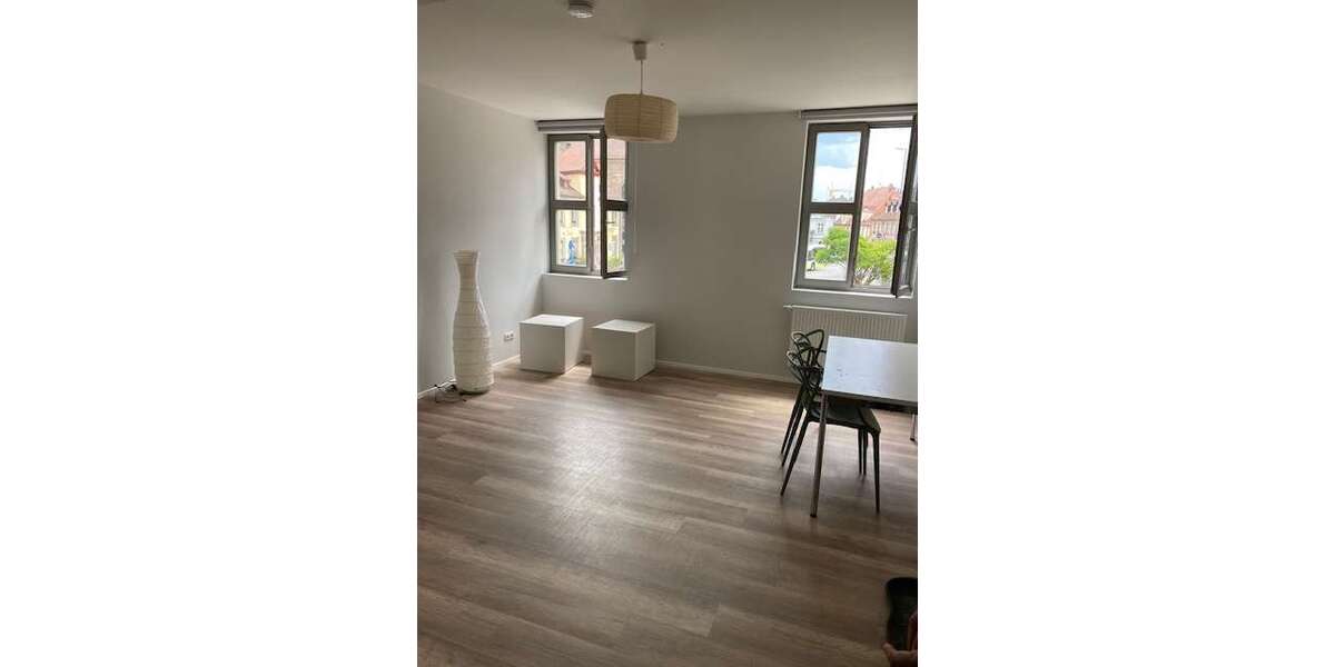 Etagenwohnung Erlangen Burgberg - 3 Zimmer, 48 m&sup2;, 800&euro; | Angebot:26115937