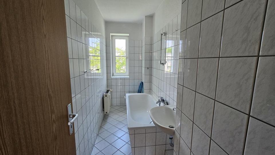 Etagenwohnung Magdeburg Neue Neustadt - 3 Zimmer, 69 m&sup2;, 446&euro; | Angebot:26425430