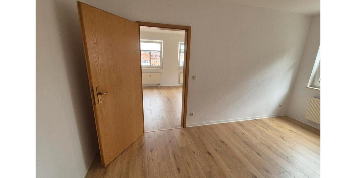 Etagenwohnung Eisenach - 3 Zimmer, 61 m&sup2;, 390&euro; | Angebot:26727148