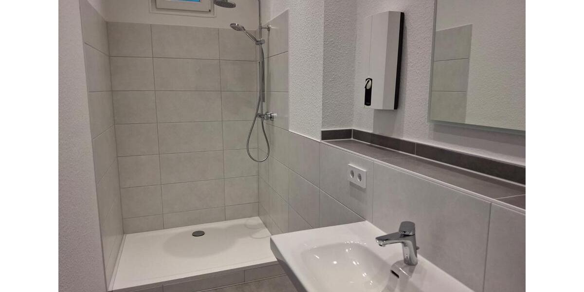 Etagenwohnung Bockenem - 4 Zimmer, 151 m&sup2;, 830&euro; | Angebot:25890686