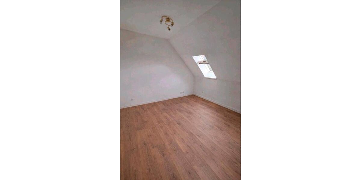 Dachgeschoßwohnung Herxheim bei Landau/Pfalz Pfalz - 2 Zimmer, 55 m&sup2;, 500&euro; | Angebot:26579308