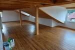 Dachgeschoßwohnung Offenberg - 3 Zimmer, 80 m&sup2;, 680&euro; | Angebot:27607547