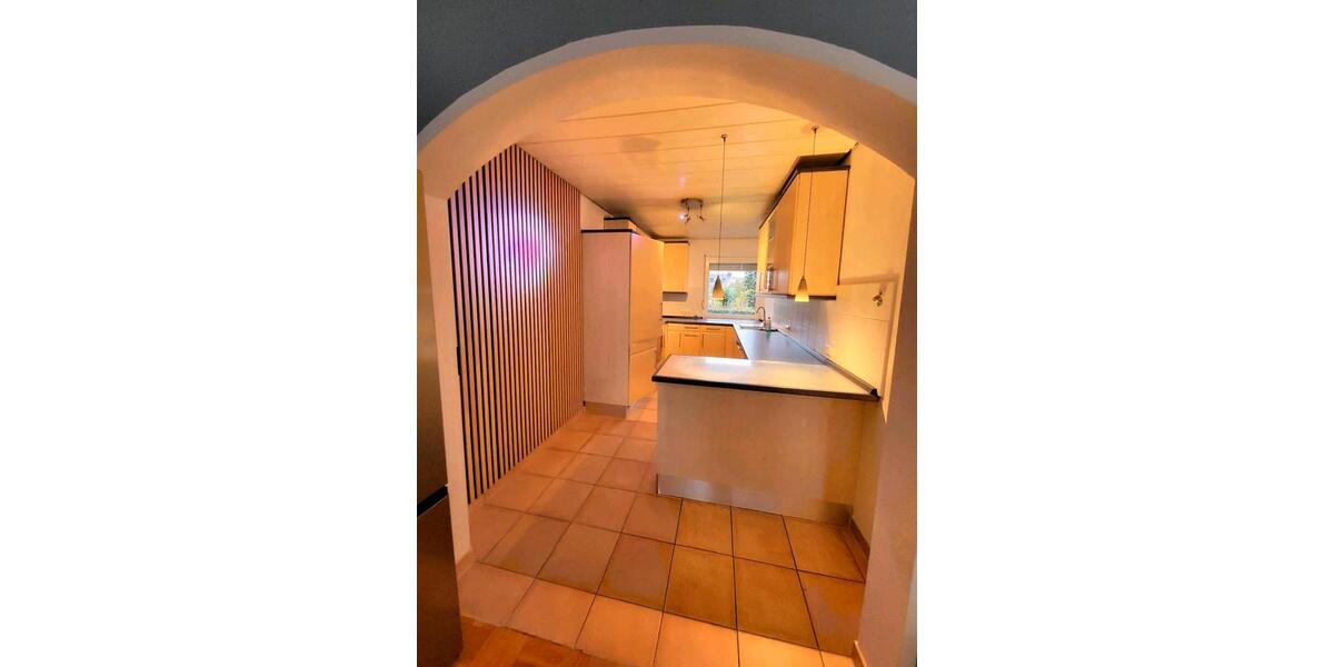 Wohnen auf Zeit Troisdorf - 8 Zimmer, 32 m&sup2;, 650&euro; | Angebot:26146015