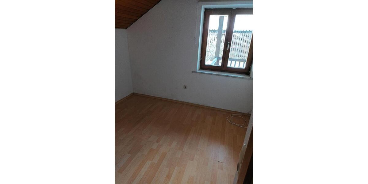 Dachgeschoßwohnung Bischofsmais - 3 Zimmer, 75 m&sup2;, 550&euro; | Angebot:24840064