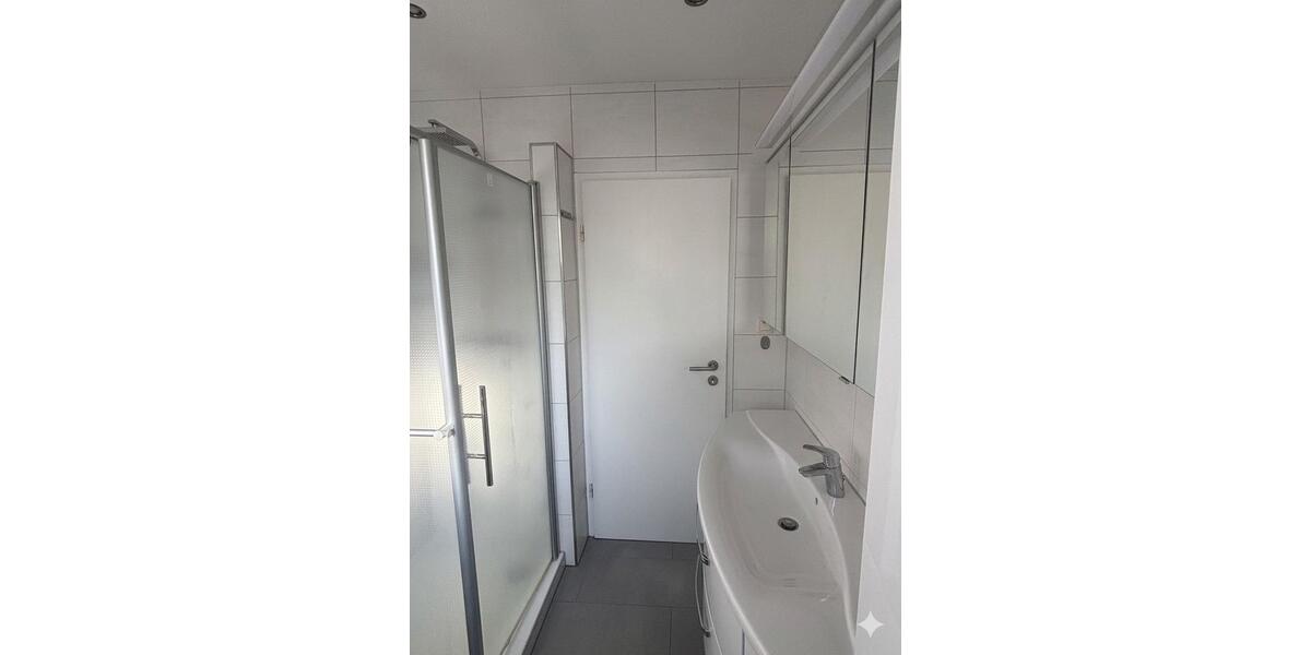 Etagenwohnung Hilchenbach - 3 Zimmer, 95 m&sup2;, 1.200&euro; | Angebot:26278498