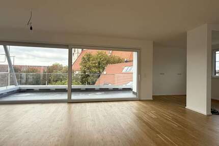 Wohnung zum Mieten in Metzingen 2.300 € 142.5 m² 4 zimmer