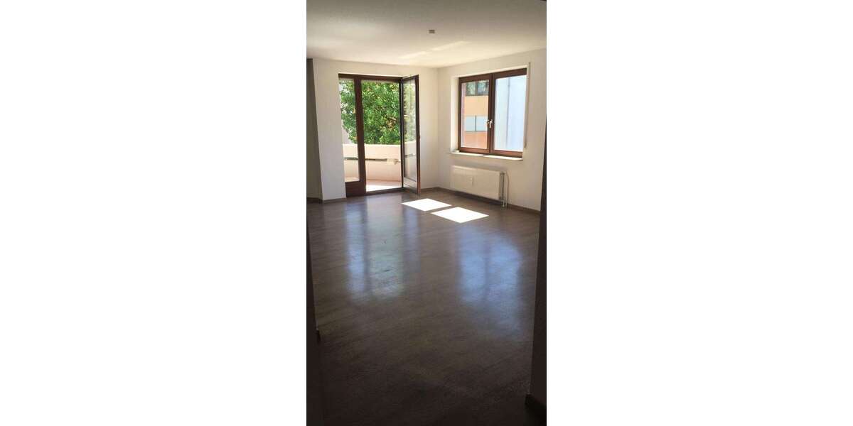 Etagenwohnung Rodgau Nieder-Roden - 3 Zimmer, 135 m&sup2;, 990&euro; | Angebot:26454771