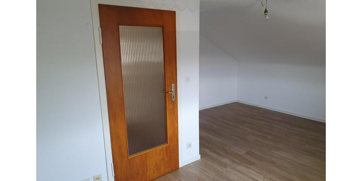 Dachgeschoßwohnung Bad Orb - 2 Zimmer, 58 m&sup2;, 490&euro; | Angebot:24318061