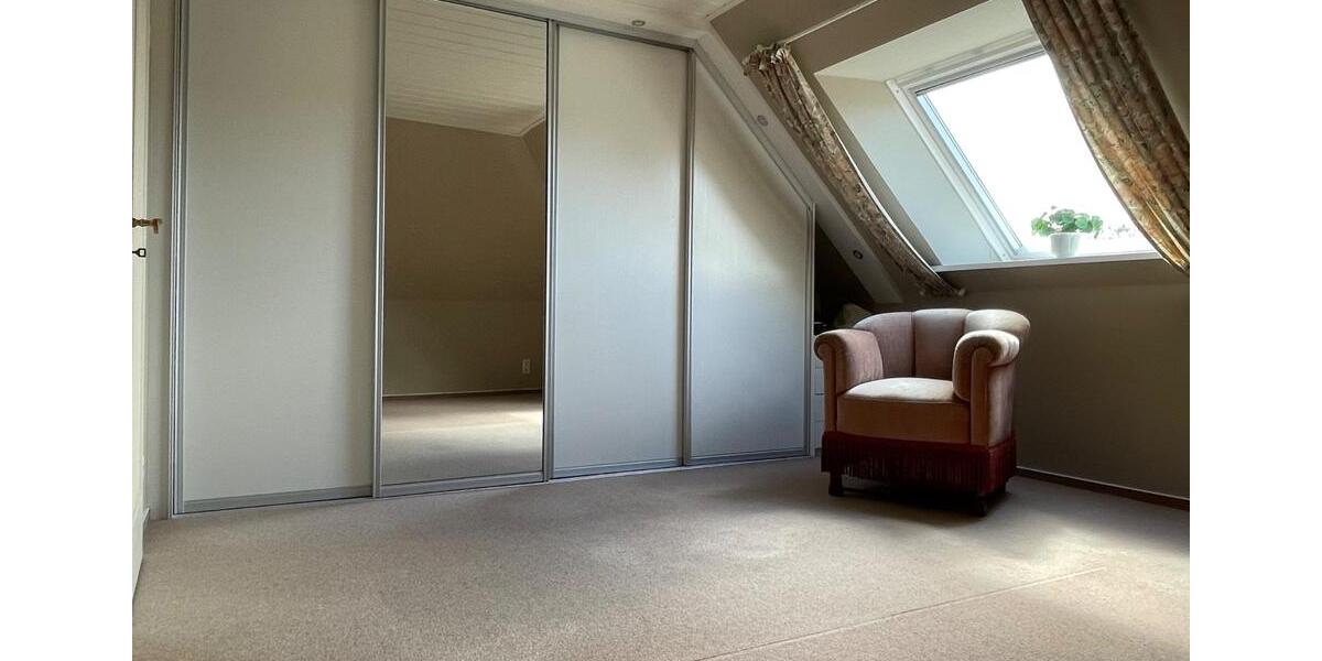 Einfamilienhaus Husum - 7 Zimmer, 181 m&sup2;, 1.850&euro; | Angebot:25286330