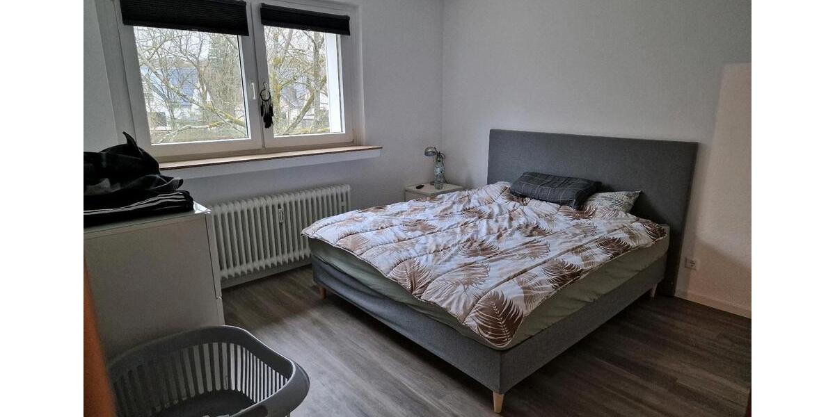 Etagenwohnung Erkrath - 4 Zimmer, 79 m&sup2;, 820&euro; | Angebot:25023210