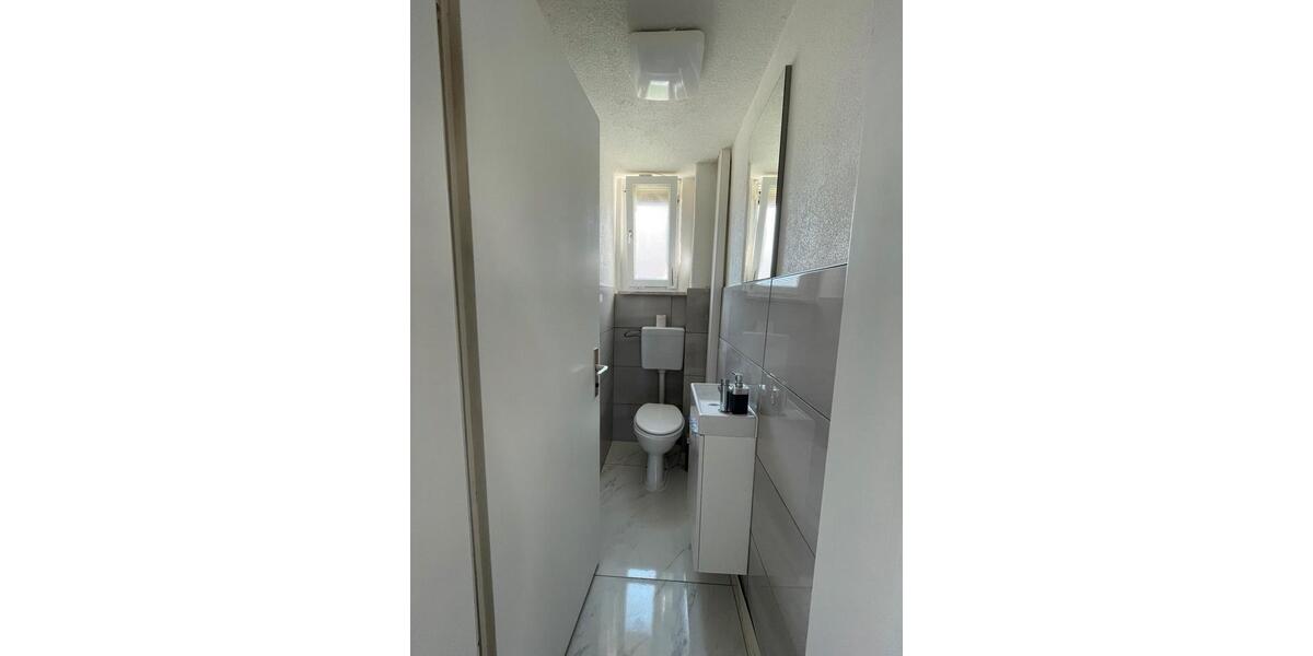 Wohnen auf Zeit Villingen-Schwenningen Schwenningen - 1 Zimmer, 18 m&sup2;, 430&euro; | Angebot:26199964