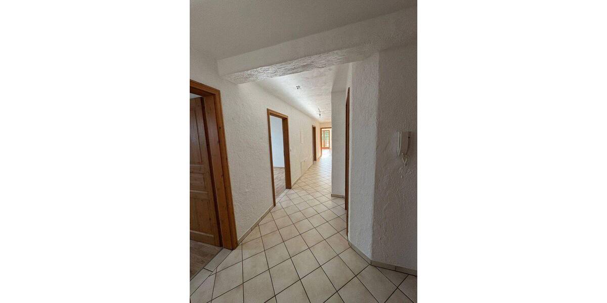 Etagenwohnung Königsdorf Osterhofen - 3 Zimmer, 80 m&sup2;, 950&euro; | Angebot:26791193