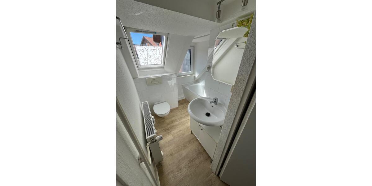 Dachgeschoßwohnung Wolfsburg Alt-Wolfsburg - 3 Zimmer, 62 m&sup2;, 380&euro; | Angebot:26516499