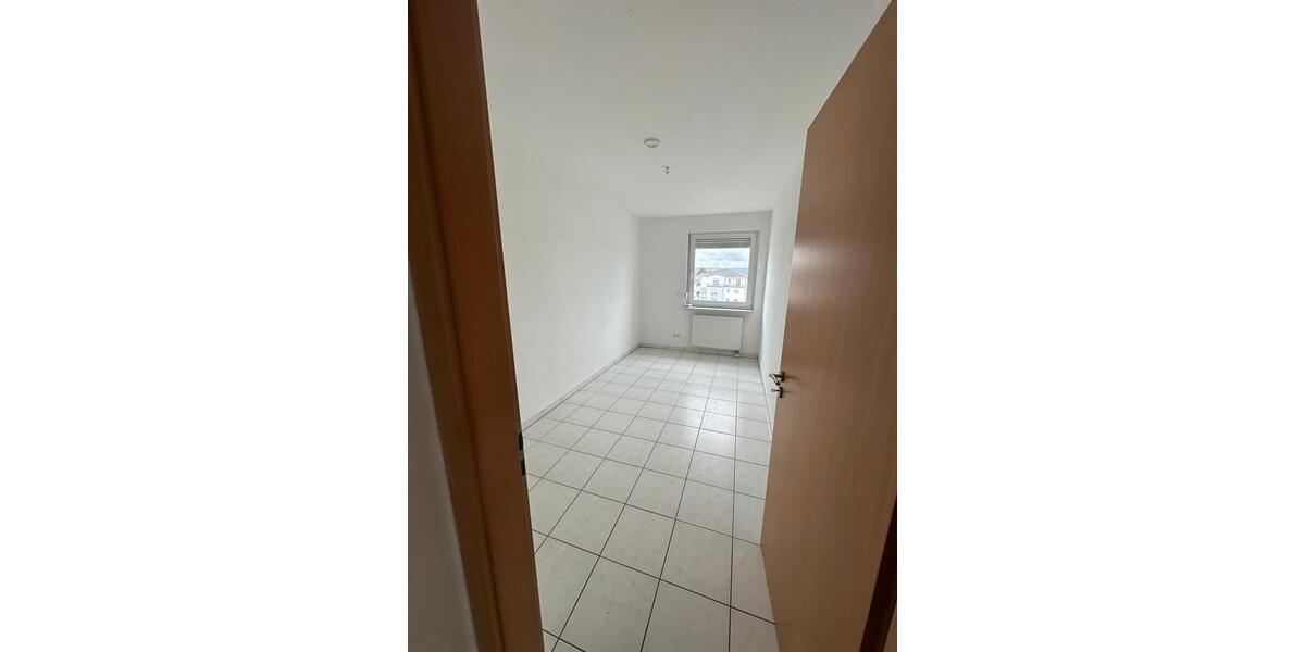 Erdgeschoßwohnung Villingen-Schwenningen Schwenningen - 5 Zimmer, 110 m&sup2;, 1.450&euro; | Angebot:25160978