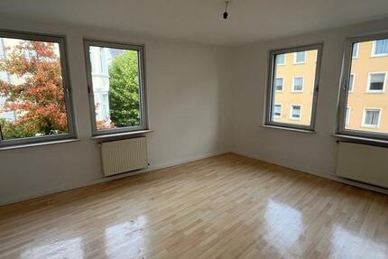 Gemütliche 3-Raum-Wohnung in zentraler Lage!. 3 zimmer