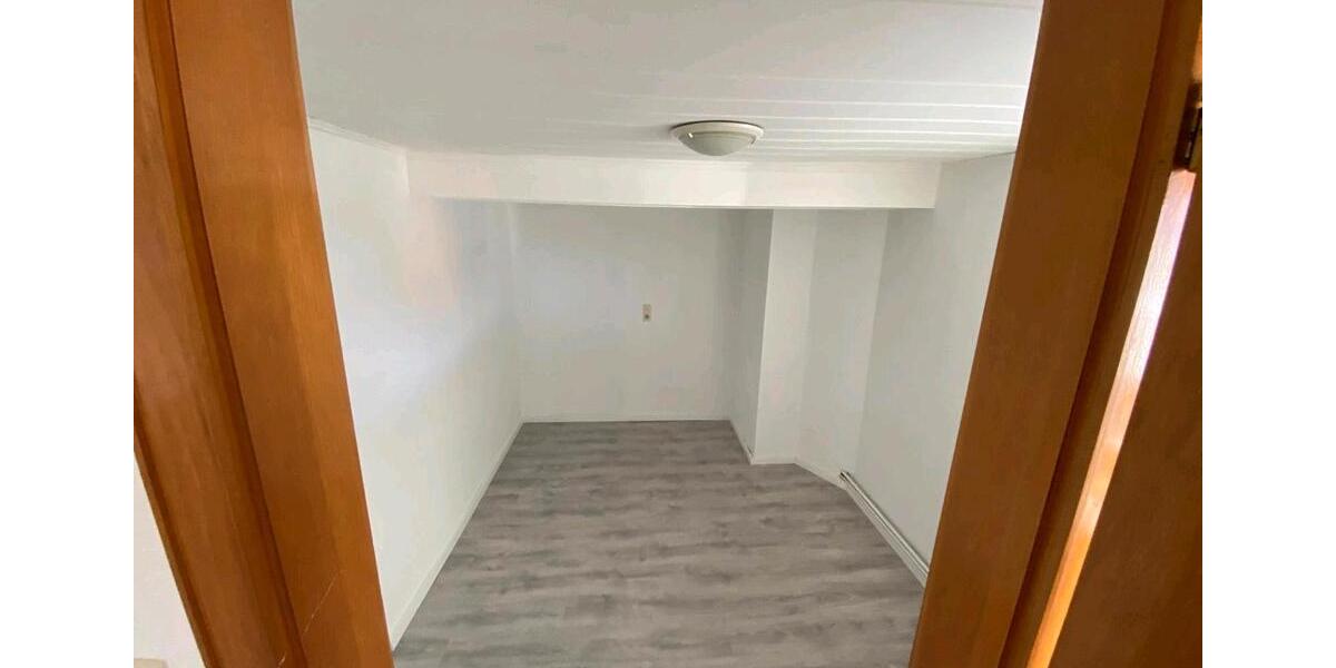 Etagenwohnung Apen - 4 Zimmer, 110 m&sup2;, 900&euro; | Angebot:25919874