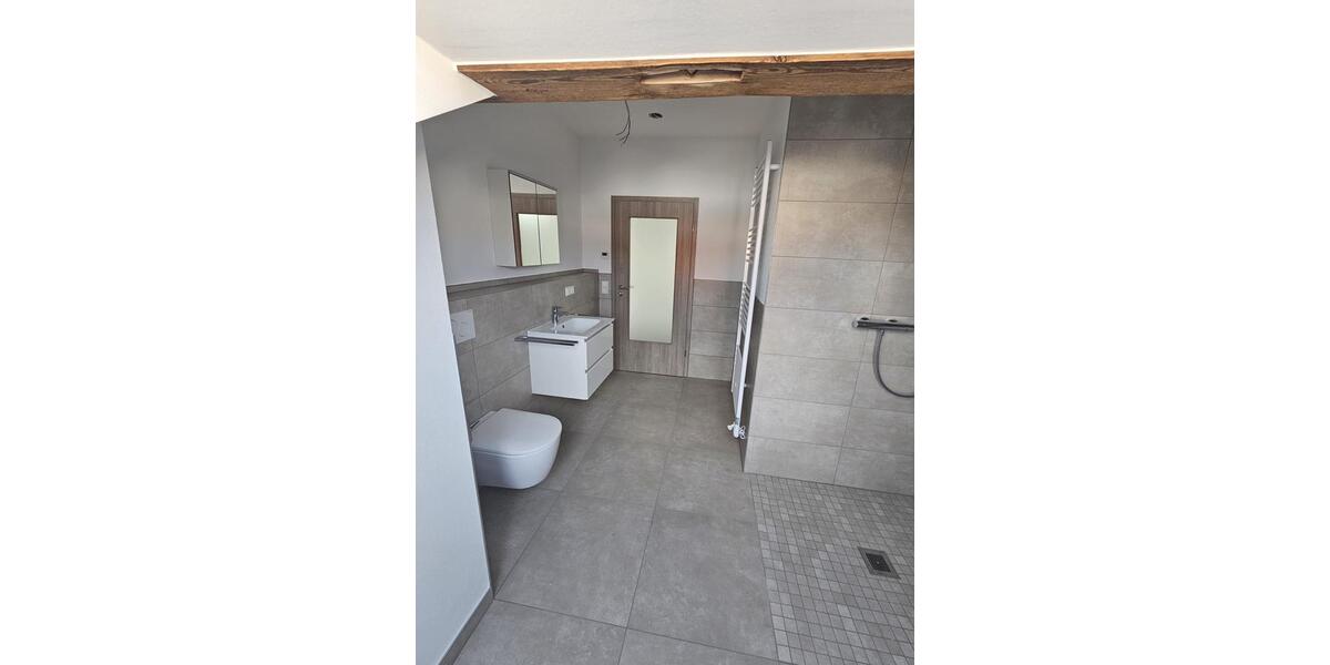 Maisonettenwohnung Schenklengsfeld - 3 Zimmer, 99 m&sup2;, 940&euro; | Angebot:24681381