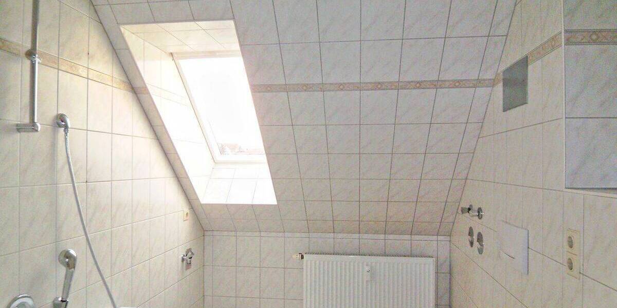 Etagenwohnung Löbau - 3 Zimmer, 76 m&sup2;, 430&euro; | Angebot:26696195