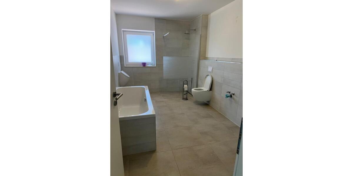 Erdgeschoßwohnung Hillerse - 4 Zimmer, 1.089&euro; | Angebot:23391852