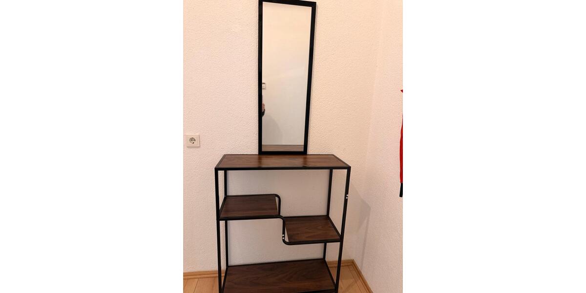 Wohnen auf Zeit Völklingen - 3 Zimmer, 100 m&sup2;, 120&euro; | Angebot:26378468