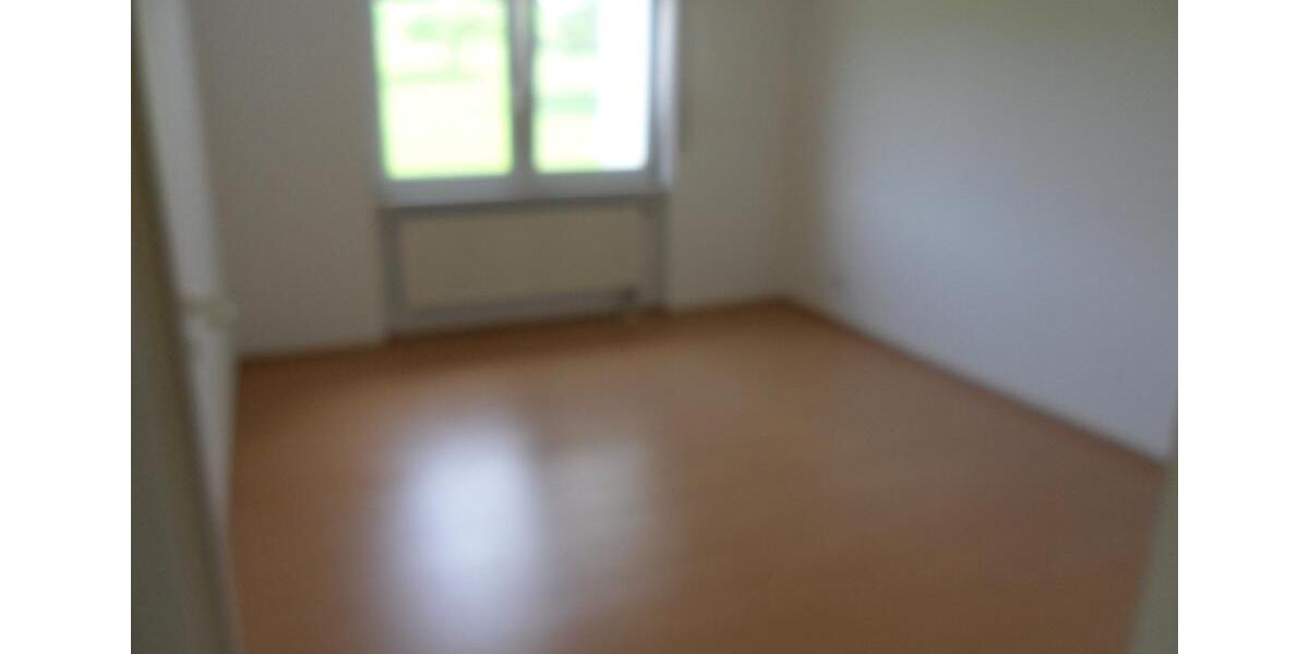 3-Zimmerwohnung mit Balkon und Gäste WC 3 zimmer